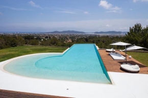 Hotel Luxury 6 Bedroom Villa with Beautiful Garden, Ibiza Villa 1039